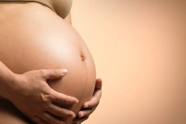 Появление стрий во время беременности: причины и метод лечения